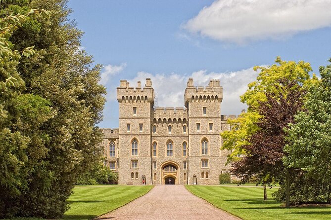 Visit Windsor Castle: Private Return Transport From London - Good To Know