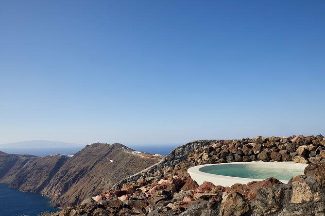 Volcanic Hot-Tub With Caldera View for Ultra-Romantic Couples - What To Expect