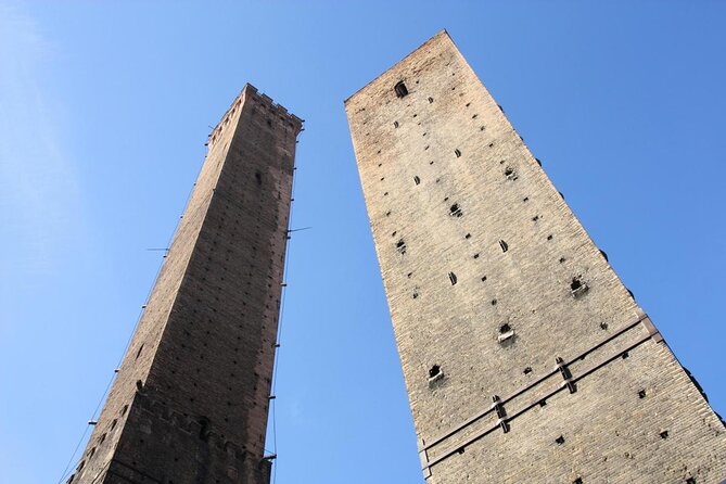 Walking Tour Unveiling Bologna