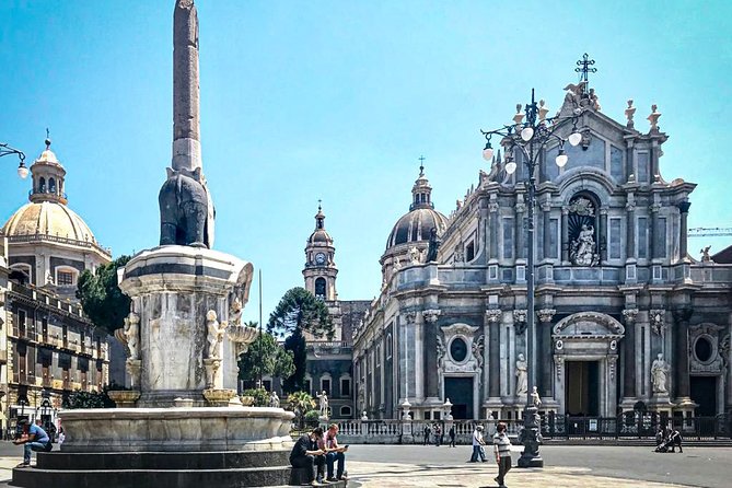 Walkingtour CATANIA - Discovering the City of Lava With a Licensed Guide - Good To Know