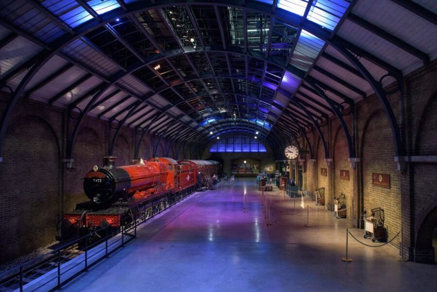 Warner Bros. Studio Tour – Rail Package From Birmingham