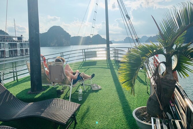 Wego Cruise Standard 1 Day Tour :Ti Top Island & Amazing Cave - Selecting Date and Travelers