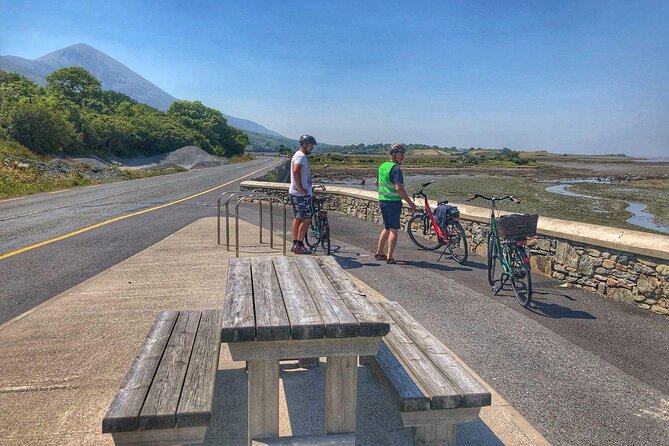 Westport Shuttle Bus to Achill Island With Electric Bikes 10 Am