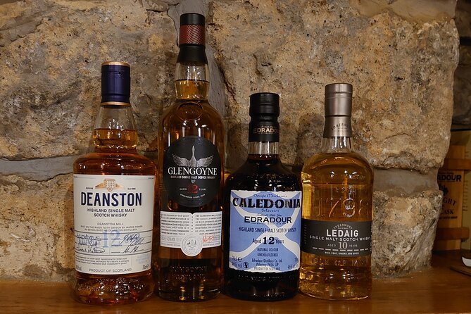 Whisky Tasting in a Traditional Edinburgh Bar - The Whisky Tasting Experience