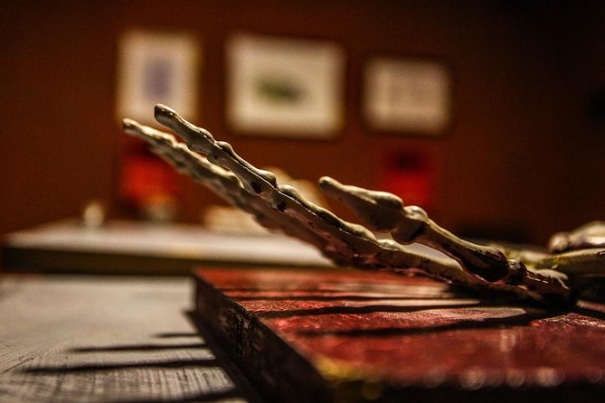 Xcape Room Bcn: Corpse Gallery Escape Room Barcelona - Good To Know