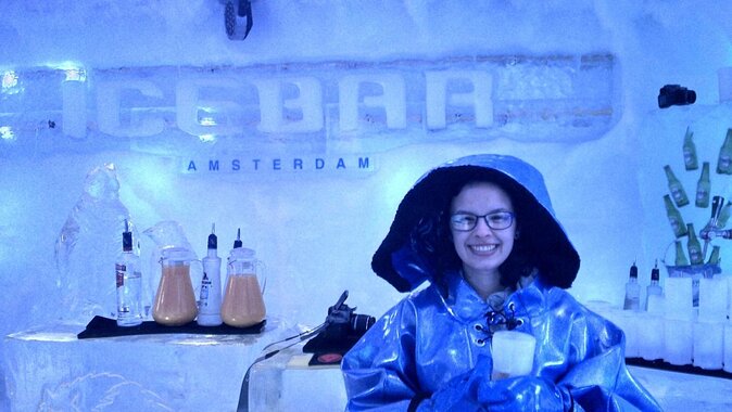 Xtracold Icebar Amsterdam & 1-Hour Canal Cruise