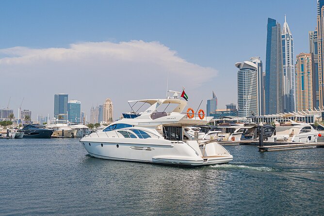 Yacht Rental in Dubai - Azimut 50ft Dubai Yacht - Good To Know