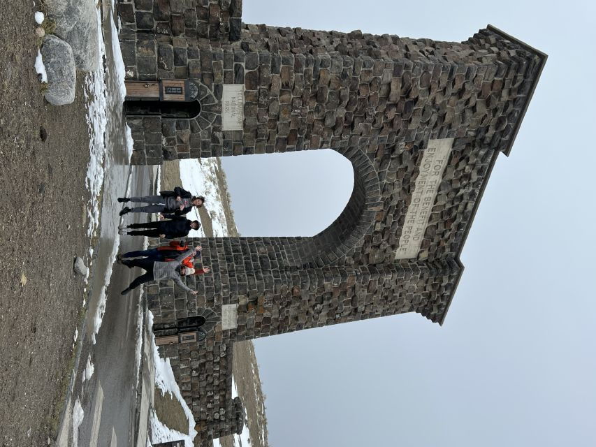 Yellowstone: Full-Day Private Guided Tour by Car With Lunch - Good To Know