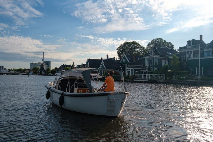 Zaanse Schans: 60-Minute Private Luxury Cruise - Good To Know