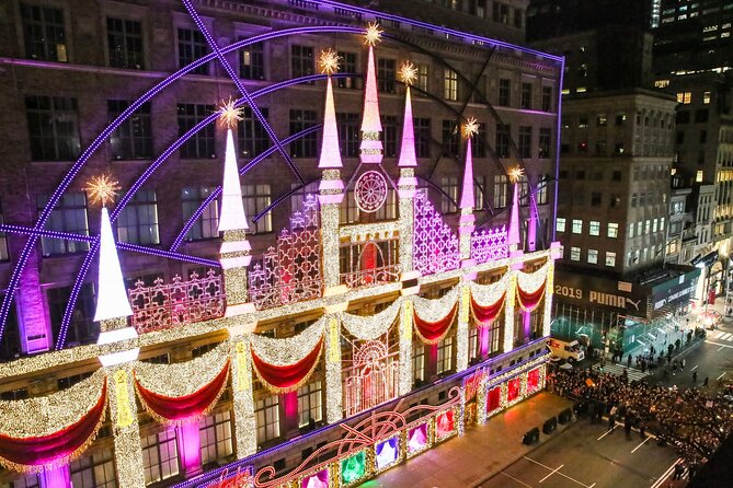 1 HR - Holiday Window Display Tour in a Vintage Car! - Good To Know