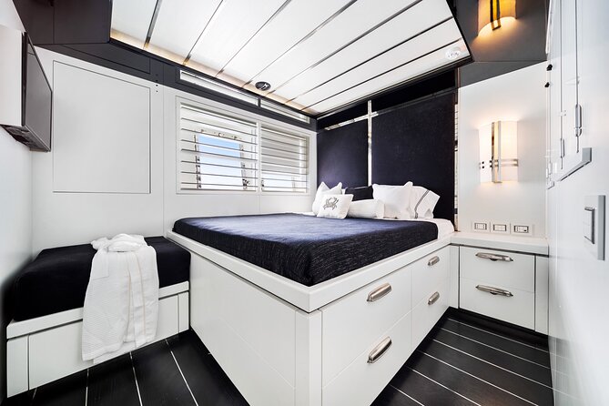 120ft Luxury Yacht Charter Aboard Doubleshot - Good To Know