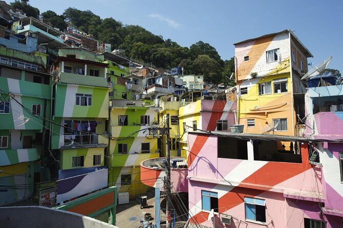15 - Guided Tour to Santa Marta Favela