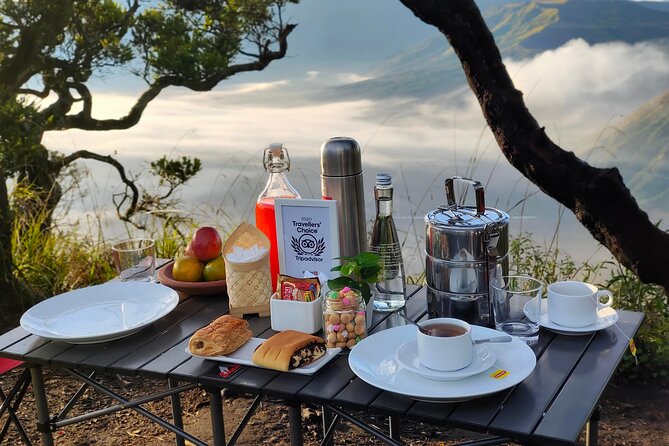 1 Day - Bromo Sunrise Romantic Breakfast // 00.30 - 13.00 - Itinerary Overview