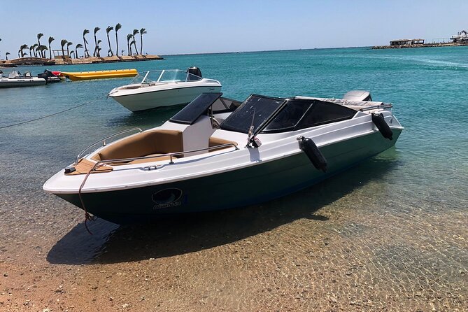 1 Hour Diving With Speed Boat and Hotel Pickup in Hurghada - Booking Confirmation and Accessibility