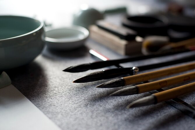2-Hour Chinese Calligraphy With an Artist in Shanghai, China - Workshop Details