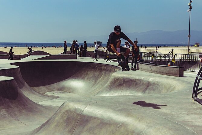2-Hour Venice Beach Art and History Walking Tour - Tour Overview