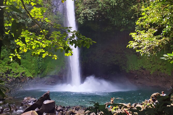 2-in-1 Arenal Combo Tour: River Safari Float and La Fortuna Waterfall - Wildlife Encounters