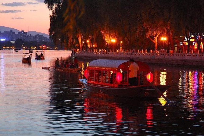 4-Hour Private Illuminated Beijing Tour With Authentic Chinese Dinner on Hutong Street - Authentic Chinese Dinner on Hutong Street