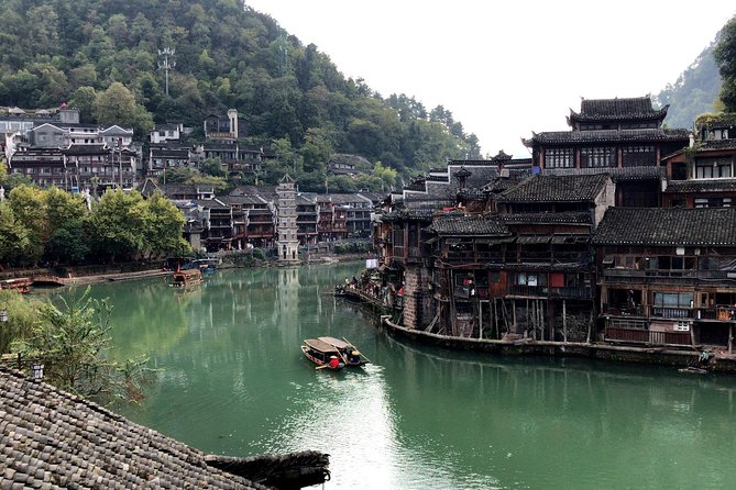 5-Day Combo Package of Zhangjiajie With Fenghuang Old Town - Tour Package Overview