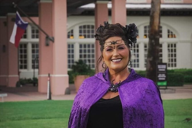 90 Minute Walking Ghost Tour of the Grand Galvez - Tour Overview
