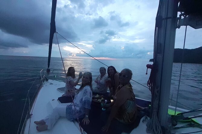 Afternoon in a Private Sailing Boat in the Tayrona Park - Experience the Beauty of Tayrona Park