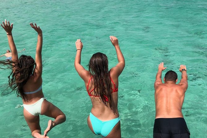 All Inclusive Cordillera Cay's Sailing Catamaran Beach & Snorkeling Tour - Tour Details
