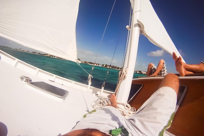 Ambergris Caye Sunset Sail Tour on the 40 Sirena Azul Sailboat - Tour Highlights