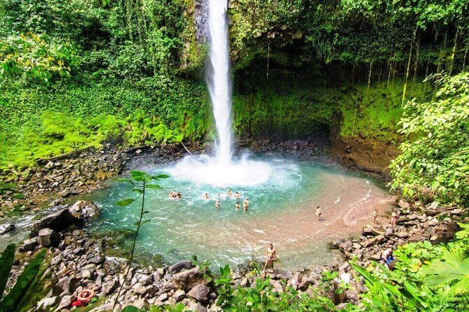 Arenal Volcano, La Fortuna Waterfall, Hot Springs Combo Tour With Lunch & Dinner - Tour Overview and Details