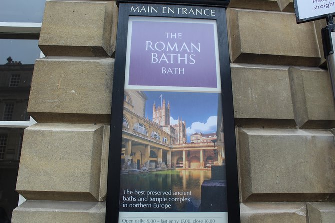 Arrival or Departure Private Transfer: London Heathrow Airport to Bath - Pricing and Booking