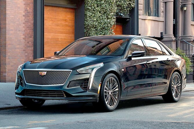 Arrival Private Transfer: Airport FLL to Fort Lauderdale in Business Car - Service Details