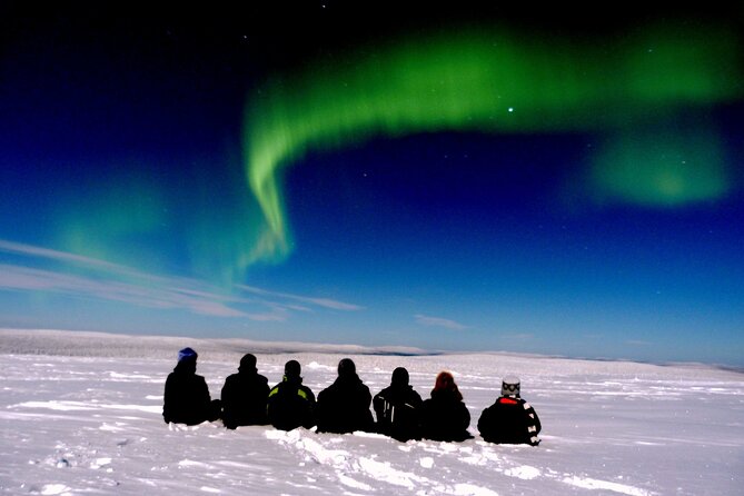 Aurora Hunt for 3 Hours in Saariselkä - Best Time to Go Aurora Hunting