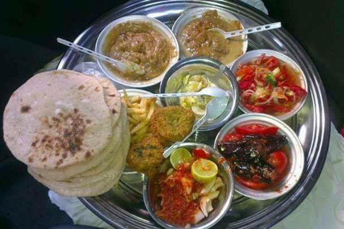 Authentic Breakfast With Locals and Tour to Giza Pyramids and Sphinx - Pricing and Booking Details