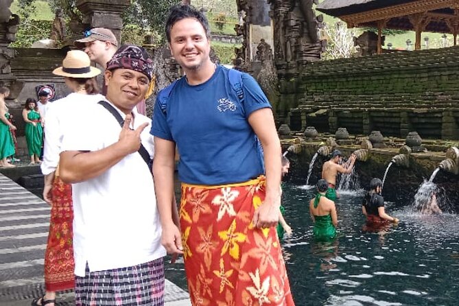 Bali Traditional Purification Half Day Private Guided Tour - Traditional Balinese Dance Performance