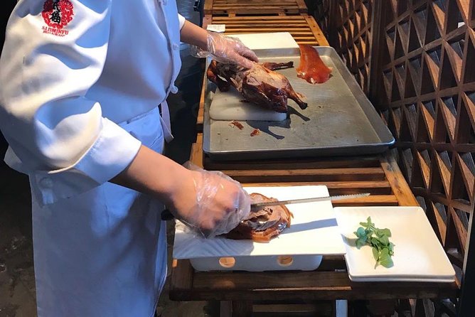 Beijing Acrobatic Show With Peking Duck Dinner Private Tour - Tour Highlights