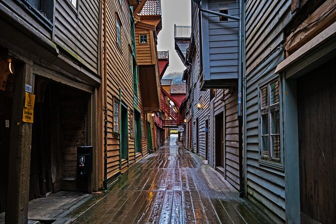 Bergen Highlights: Bryggen, Fløibanen, and Fortress Tales - Bryggen: A Historic Wharf in Bergen