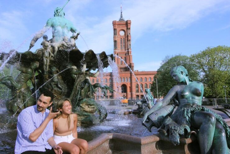 Berlin: Self-Guided Walking Tour and Scavenger Hunt - Tour Details