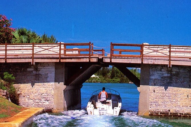 Bermuda Island Sights, Sands, and Shopping - Meeting Point and Representative