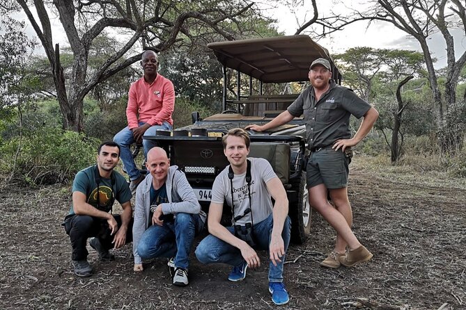 Big 5 Luxury Safari at Manyoni Private Game Reserve Binoculars - Duration and Admission for the Big 5 Luxury Safari