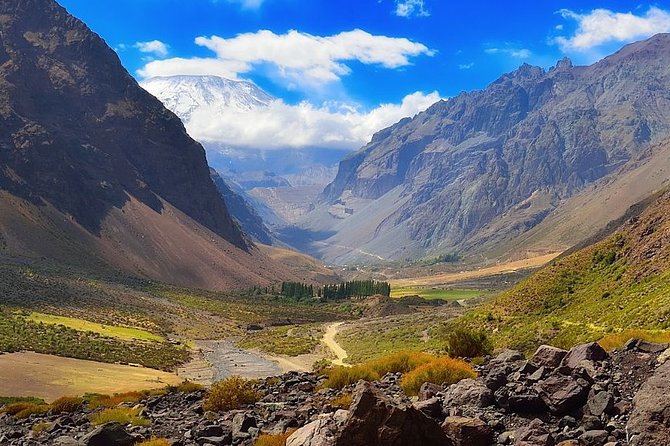 Cajón Del Maipo - El Yeso Reservoir and Colina Hot Springs - Overview of Cajón Del Maipo