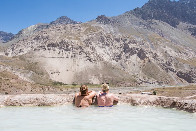 Cajon Del Maipo Hiking Tour and Baños Colina From Santiago - Tour Overview