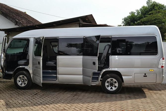 Car Hire With Chauffeur Driving Around Lombok or Visit Gili Islands - Overview and Benefits