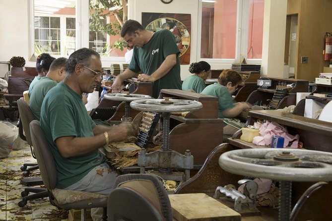 Cigar Demo and Rum Tasting at Graycliff Cigar Company - Tour Details and Activities