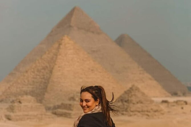 Day Tour to Giza Pyramids and Sphinx With Food Included - Tour Highlights