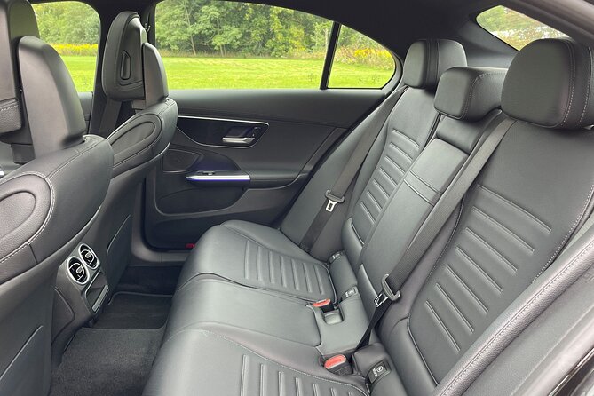 Departure Private Transfer: Durban City to Durban Airport DUR by Business Car - Meeting and Pickup Information
