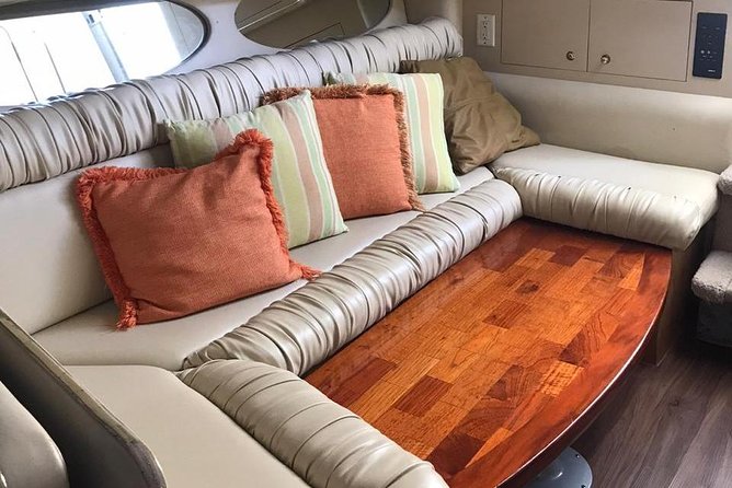 Discover Catalina Island In Private Yacht - Yacht Charter Options