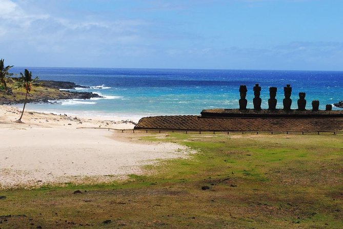 Easter Island Tour: Ahu Akivi, Orongo, Anakena Beach, Lunch  - Hanga Roa - Tour Itinerary