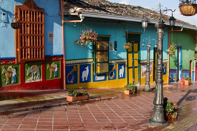 El Peñol and Guatape Private Tour From Medellin - Pricing and Booking Details
