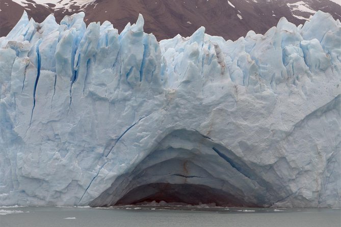 Excursion to the Perito Moreno Glacier, With Guide and Transfer to / From the Hotel - Excursion Highlights