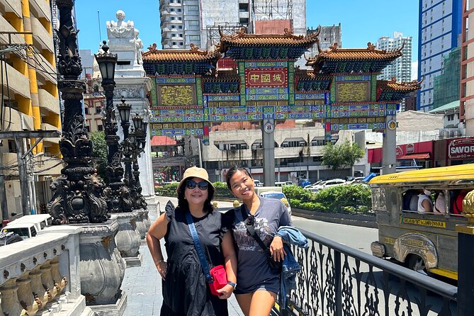 Explore Chinatown in Manila With Mari - Maris Personalized Photo-Taking Service