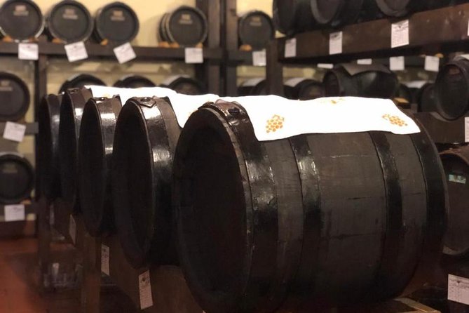 Food Tour: Parmesan, Balsamic, Red Wine, Delicious Lunch, Private Transport - Tour Highlights